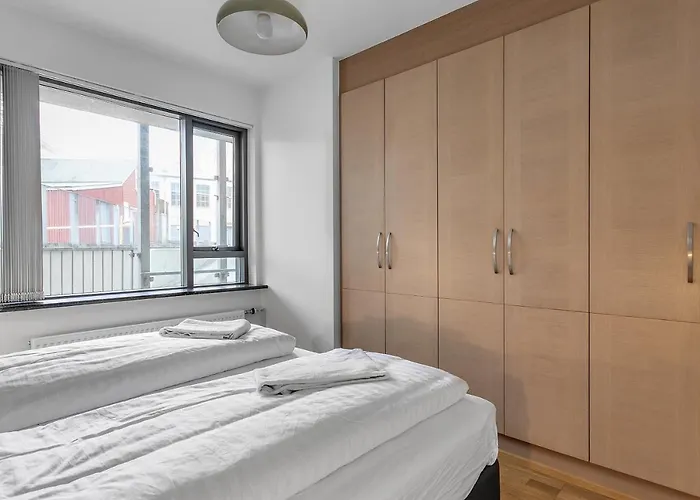 Sunny Apartment - By The Sea In City Center